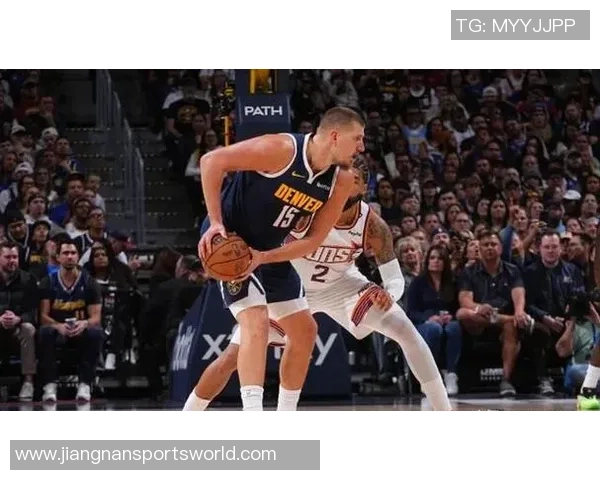 约基奇对火箭表现惊艳场均365分125板95助三分命中率高达529