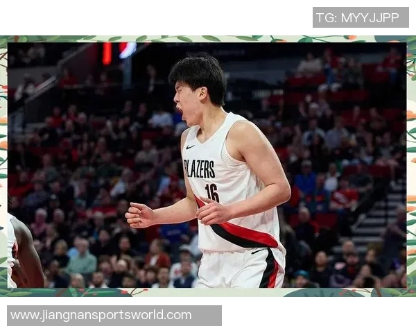 夏普与杨瀚森在首周训练营展现卓越表现引发广泛关注与期待